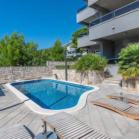 מאקרסקה Villa Em מראה חיצוני תמונה