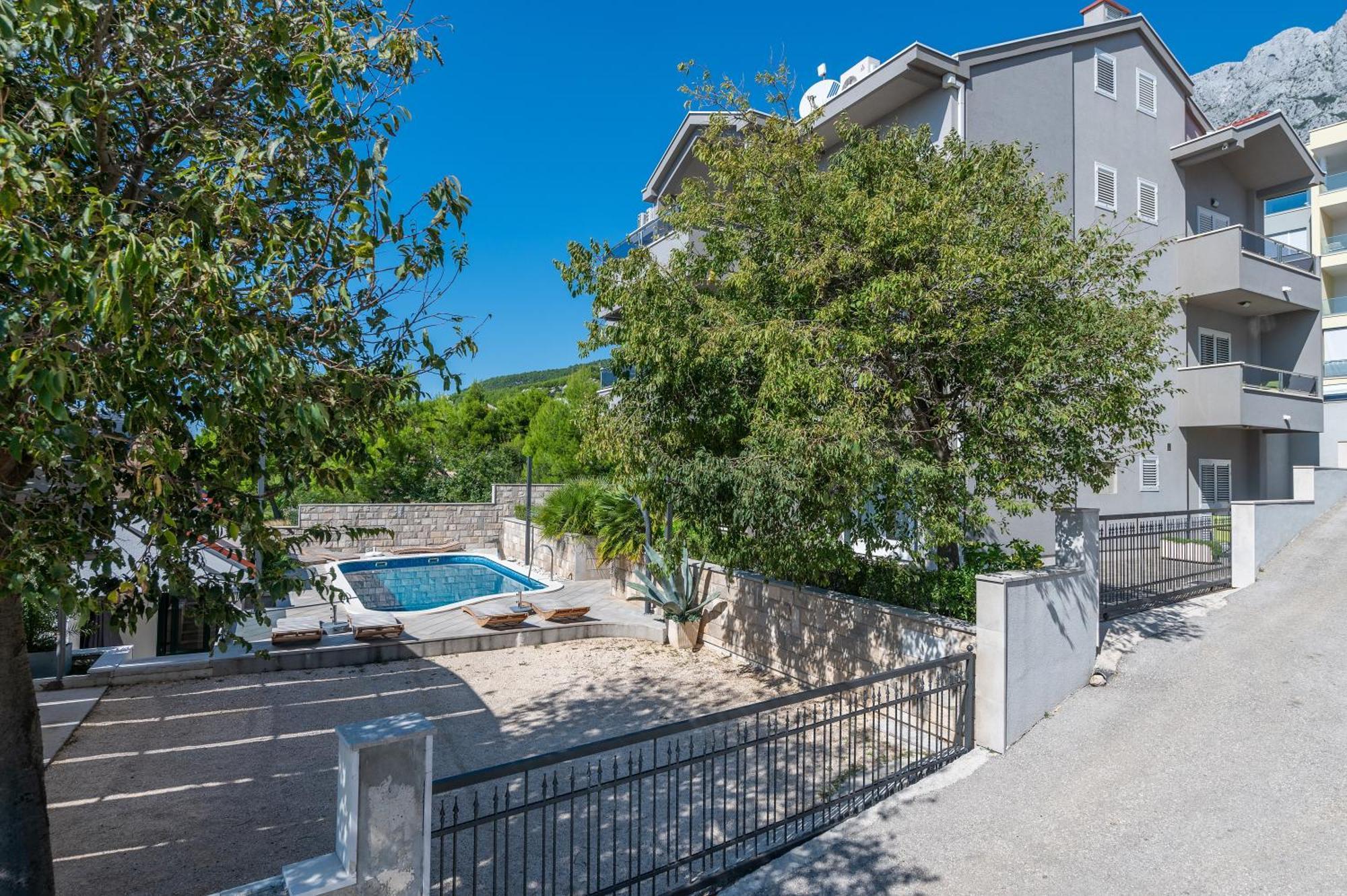 מאקרסקה Villa Em מראה חיצוני תמונה