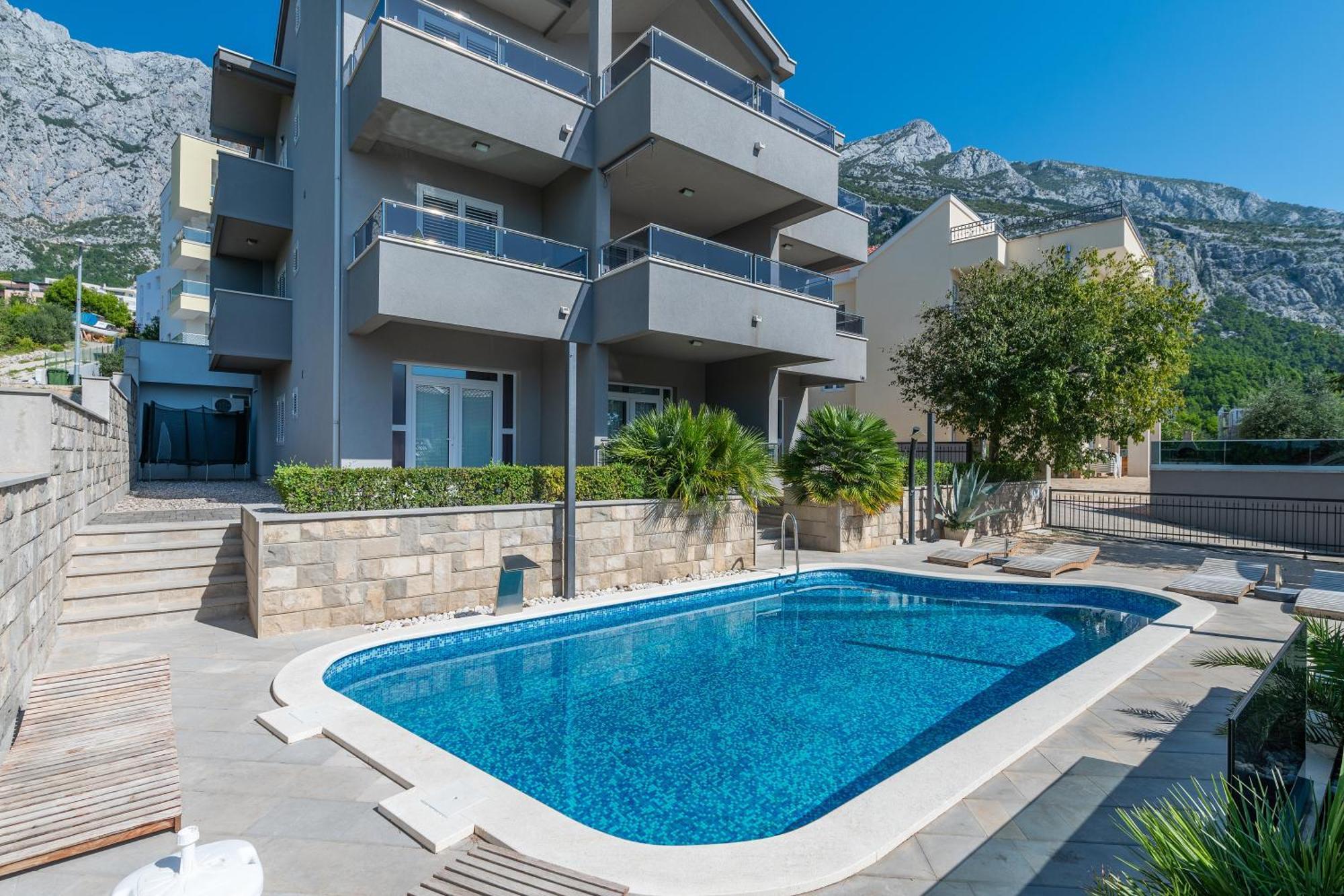 מאקרסקה Villa Em מראה חיצוני תמונה