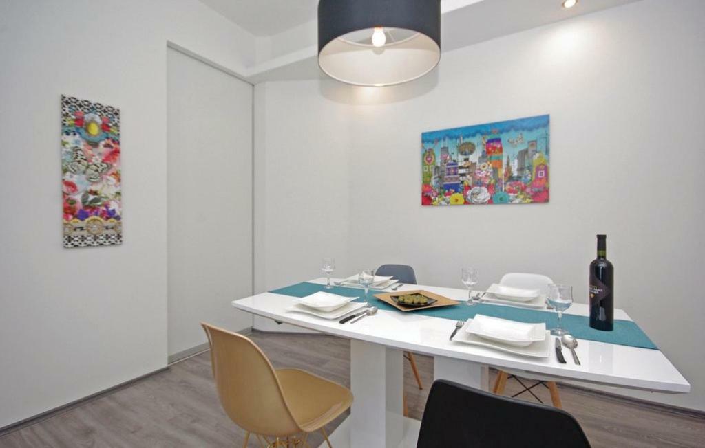 מאקרסקה Villa Em מראה חיצוני תמונה