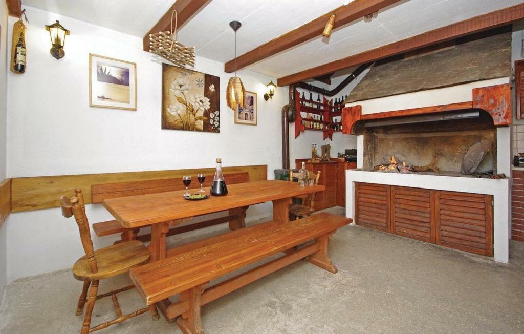 מאקרסקה Villa Em מראה חיצוני תמונה
